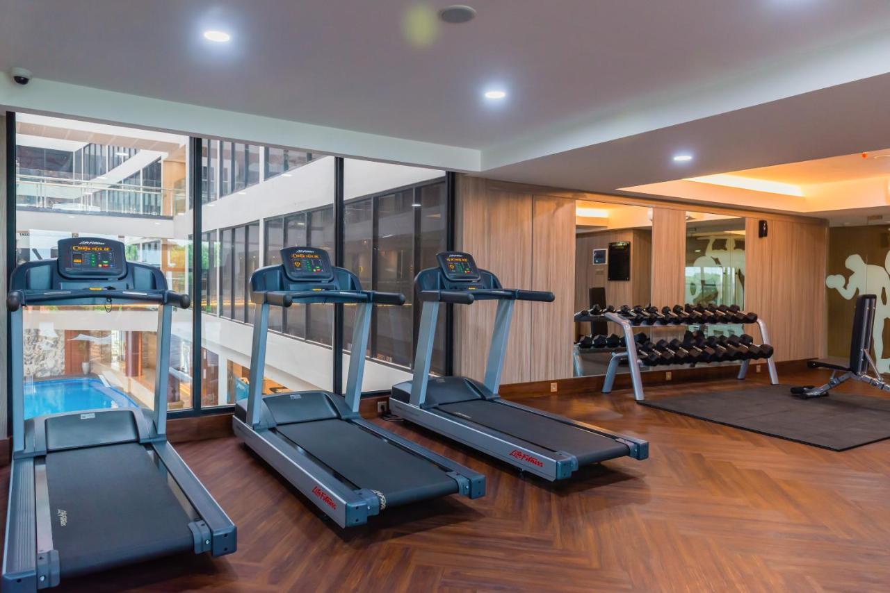 Dream Of Aventus Hotel Kuta Кута Екстериор снимка